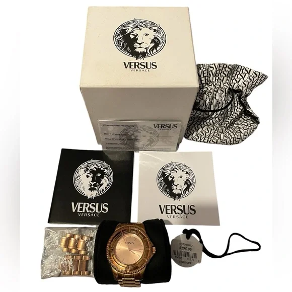 VINTAGE VERSUS VERSACE ROSE GOLD WATCH - Picture 10 of 14